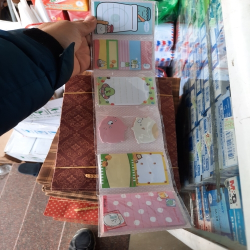 Giấy nhớ hình ngộ nghĩng (6 tập/dây) Giấy nhớ hình ngộ nghĩng (6 tập/dây)